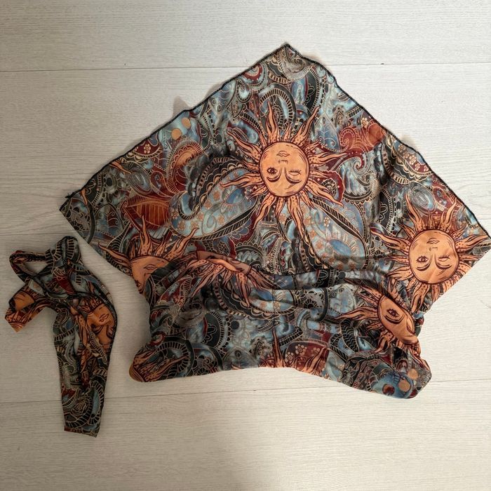 bustier multicolore aux motifs solaires et psychédéliques. - photo numéro 6