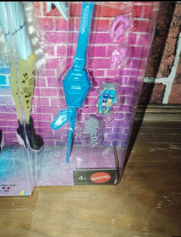 Poupée Monster High Frankie Stein - photo numéro 3