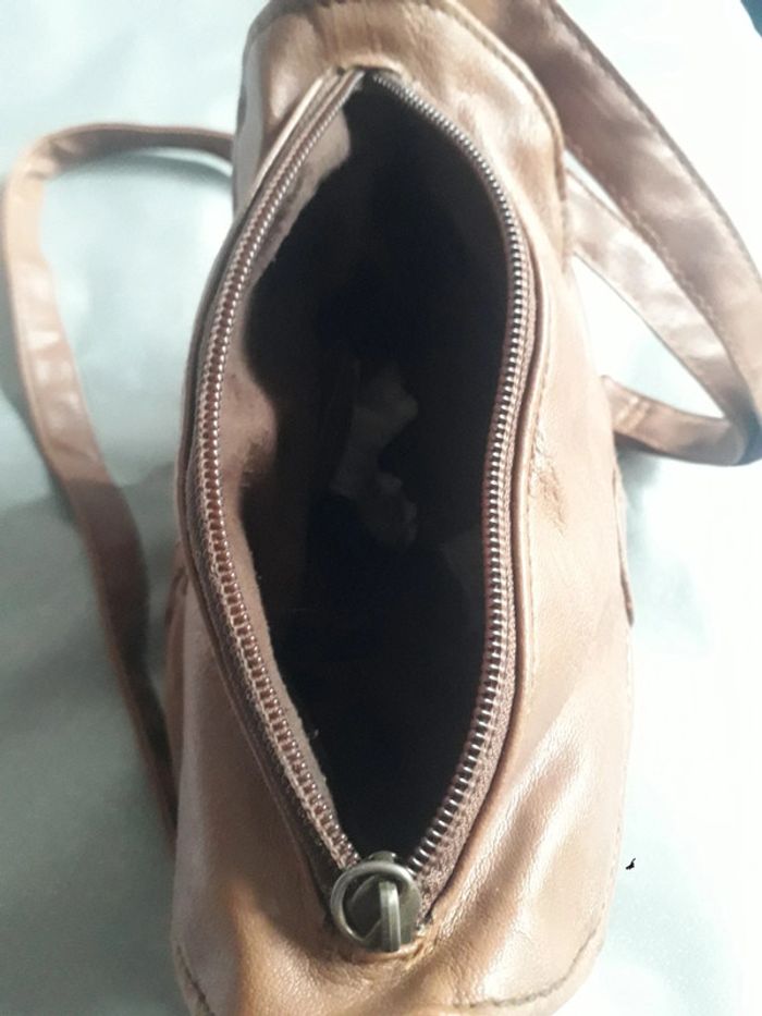 Petit sac bandoulière Camel Pull & Bear - photo numéro 3