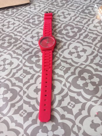 Montre femme Neuve
