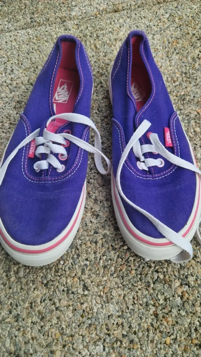 Belle vans enfant taille 34.5 😊 neuf sans étiquette - photo numéro 4