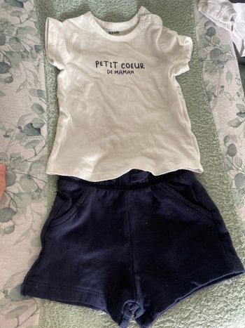 Ensemble + 2 t shirts