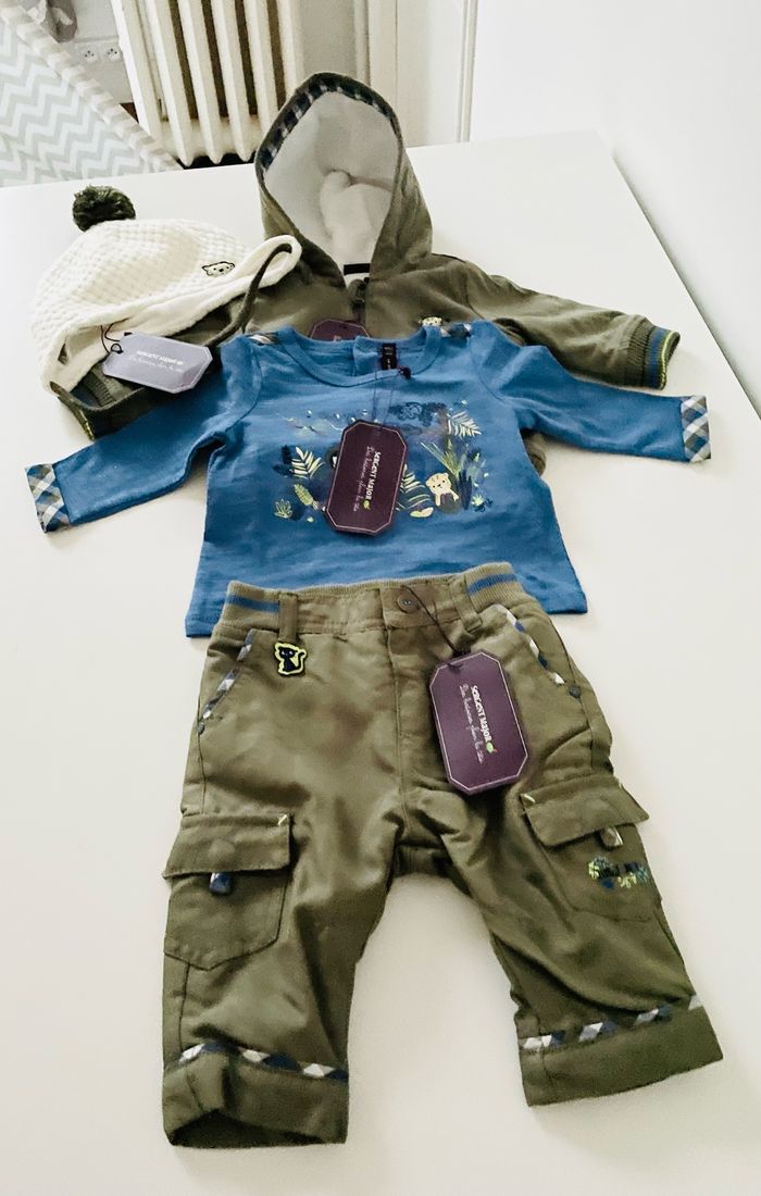 Tenue complète Sergent Major, taille 6 mois - photo numéro 2