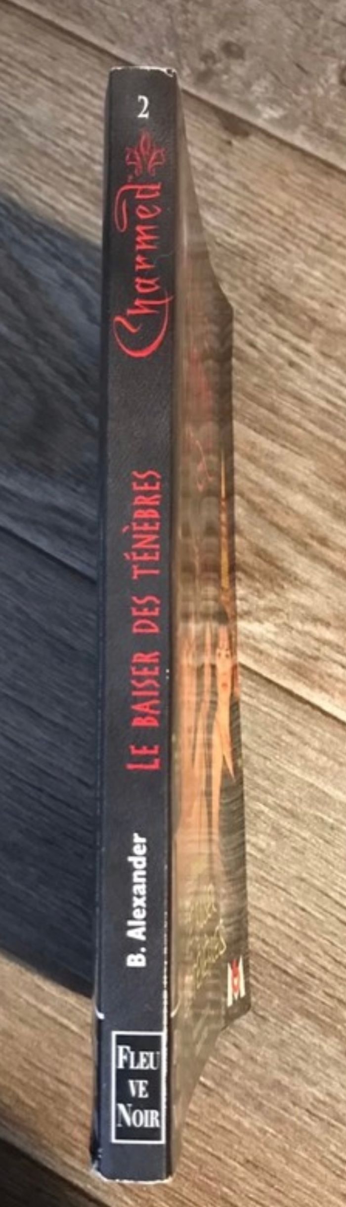 Livre Charmed tome 2 - photo numéro 4