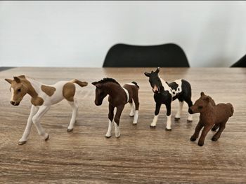 Lot 10 de 4 Chevaux Schleich