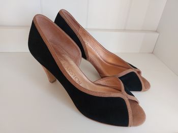 Chaussures ouvertes Emilie Karston noir & beige pointure 37,5
