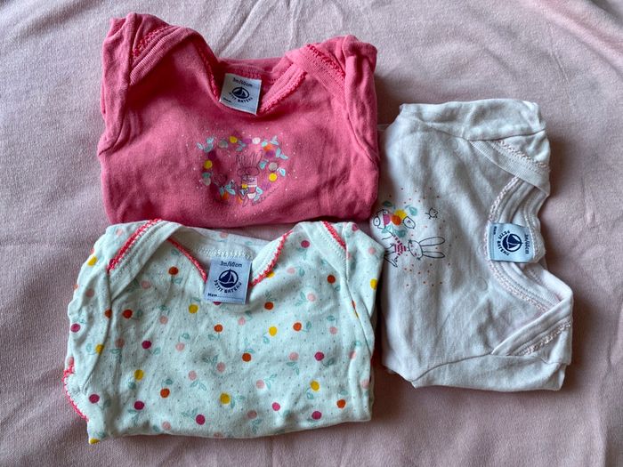 Lot de 3 bodies ML 3mois - photo numéro 2