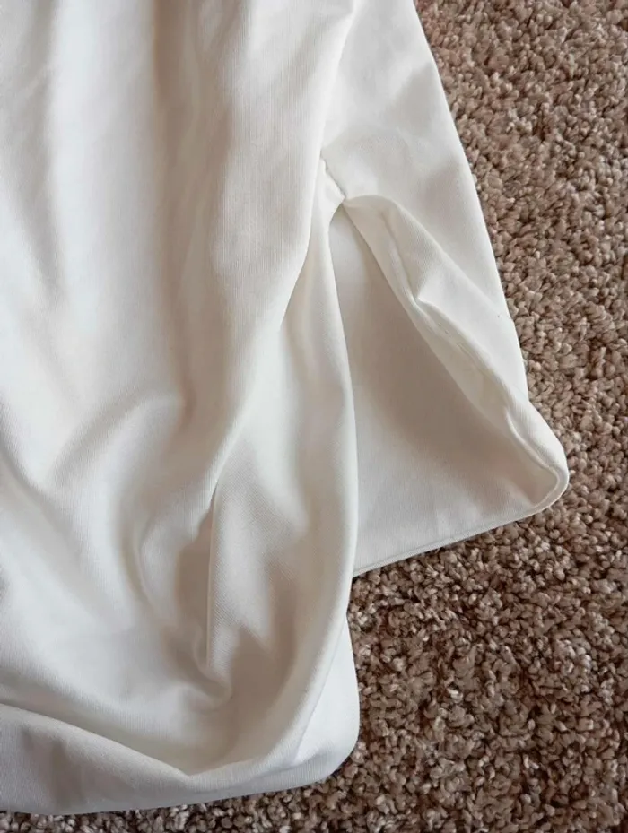 Robe blanche Xs - photo numéro 3