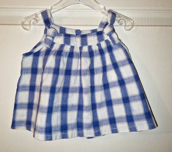 Tunique/ blouse
9 - 12 mois