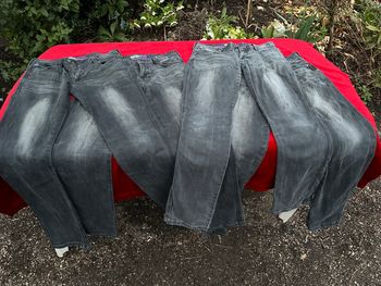 Lot de 4 jeans noir T 40 avec élasthanne