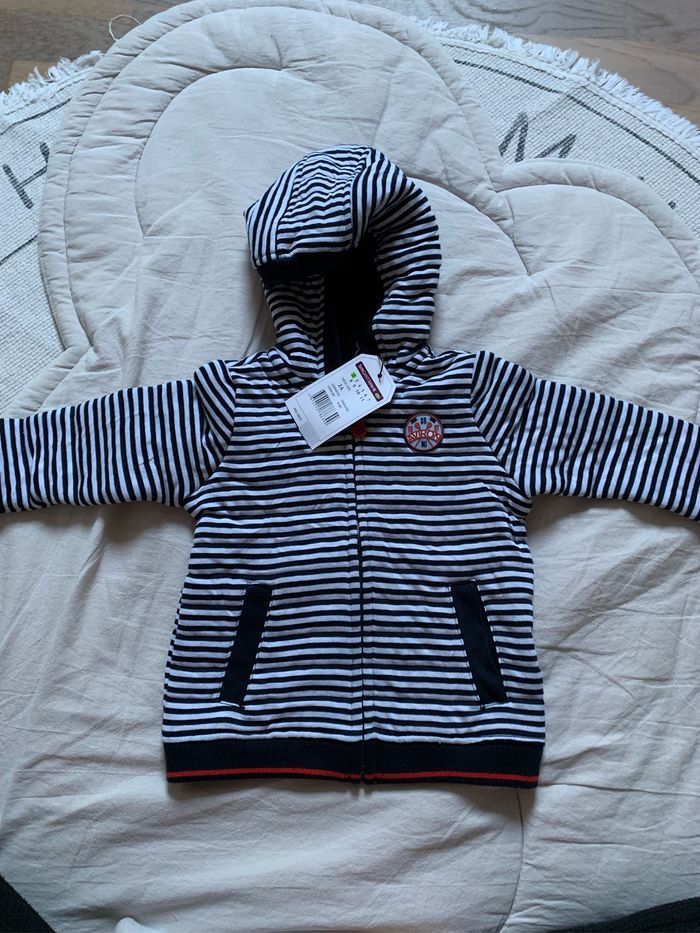 Gilet de maternité avec fils irisés - vert grisé - - 20.00