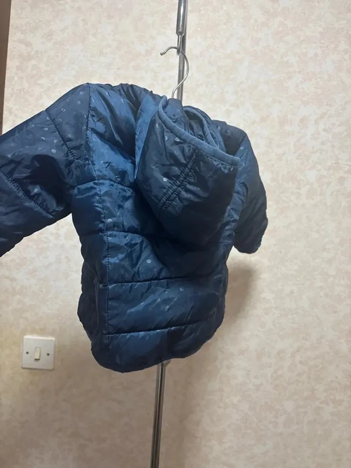 Doudoune taille 18mois marque tape à l'œil - photo numéro 2