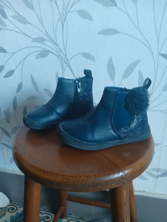 🍍 Chaussures fille Gémo pointure 24