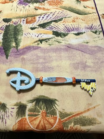 Clé Disney store dumbo