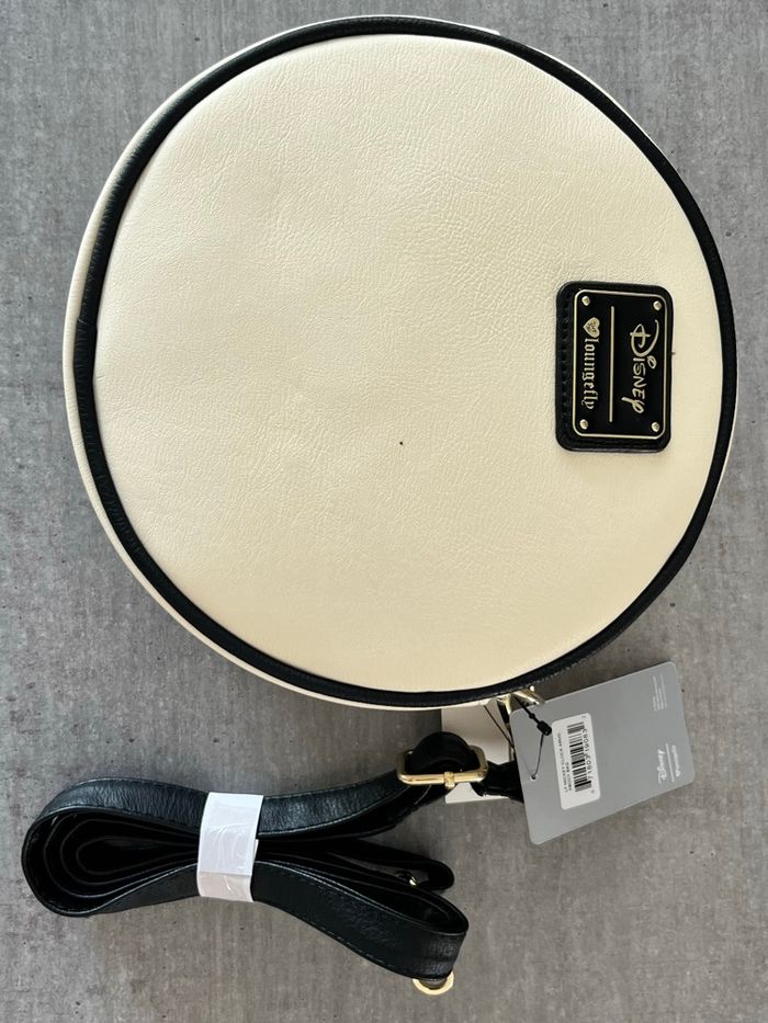 Sac bandoulière Loungefly Mickey horloge - photo numéro 3