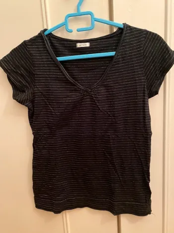 Tee shirt