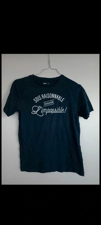 Tee shirt Gémo taille 12 ans