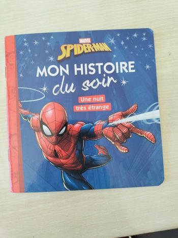 Livre : Mon histoire du soir : une nuit très étrange - SpiderMan