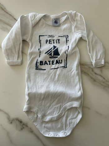 3️⃣ Bodi manche longue   petit bateau 3MOIS’