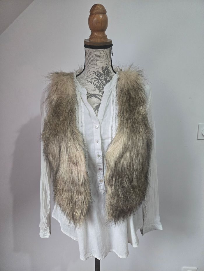 Gilet sans manches en fausse fourrure – Chic bohème et douillet - photo numéro 2
