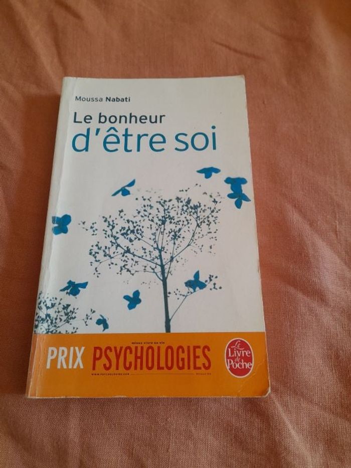 Le bonheur d'être toi de Moussa Nabati livre de poche
