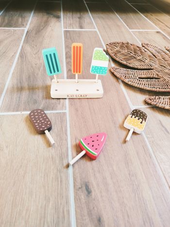🍦Dinette diverses glaces avec socle en bois