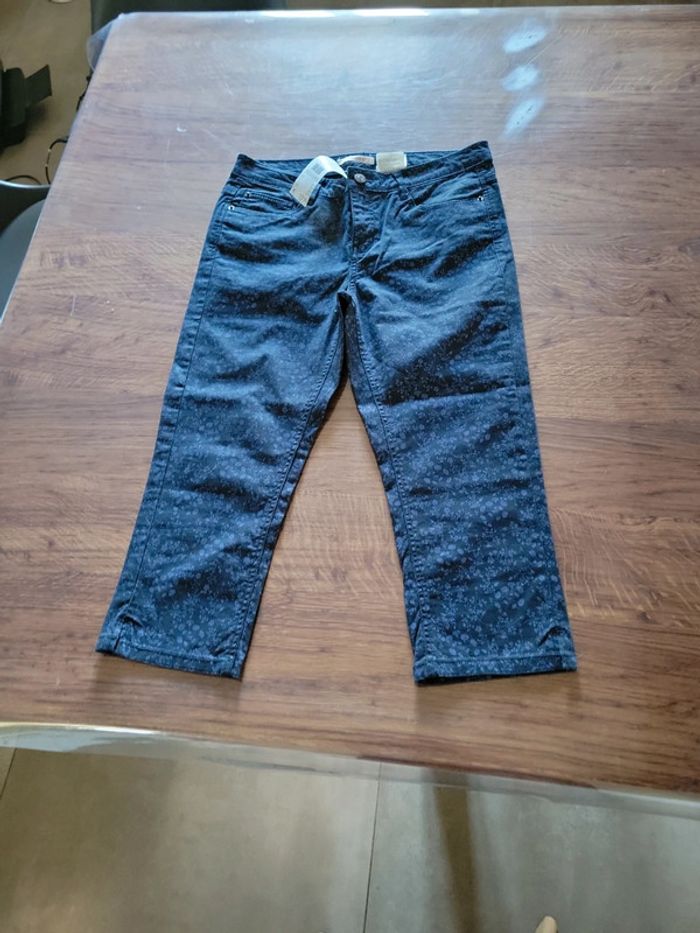 Pantacourt femme taille 38 neuf