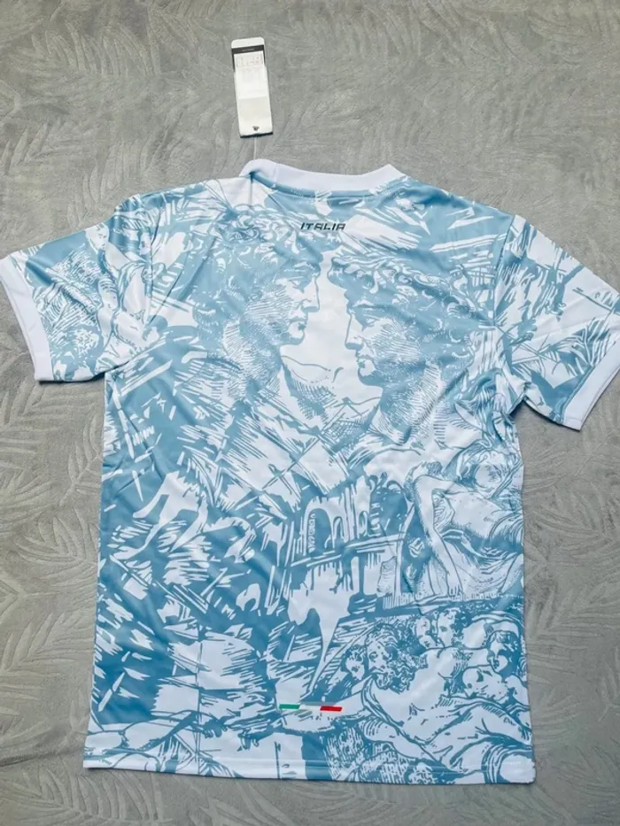 Maillot concept foot Italie blanc bleu clair colisée taille S - photo numéro 8