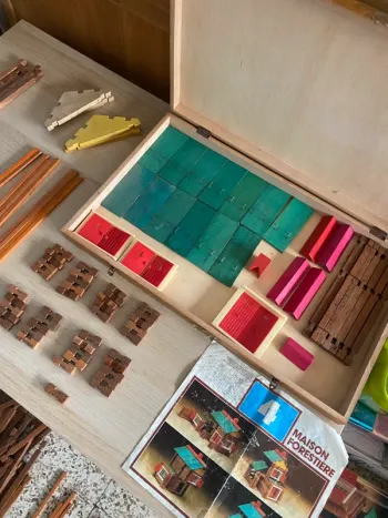 Jeu Jura jeujura maison forestière chalet suisse n°4 bois boîte