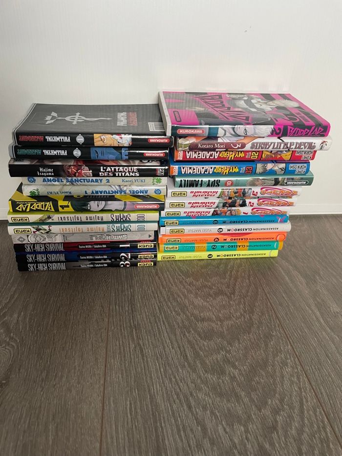 Lot mangas divers en lot Naruto/Attaque Titans/ Full Metal Alchimist/Classroom/Spy Family….