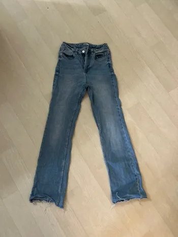 Pantalon bas evasé