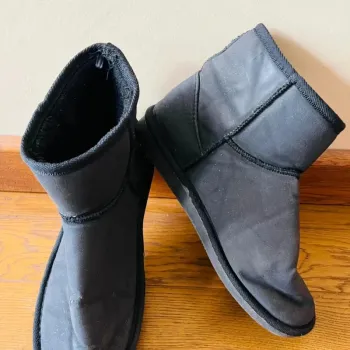 Botte noir plate fourré moumoute taille 39 shoes