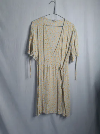 Robe fleurie portefeuille