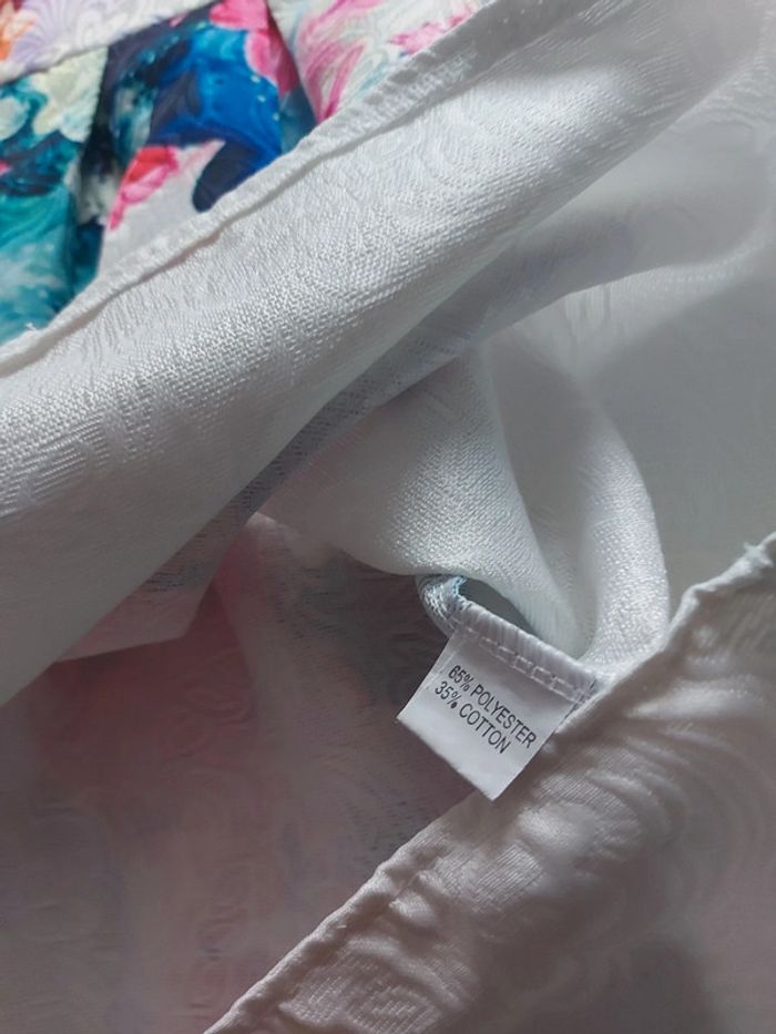 Robe style rétro vintage. Fleurie sans manche col rond taille 36 zippée à l'arrière - photo numéro 10