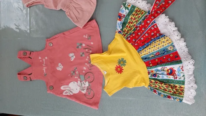 Lot 19 vêtements fille 6mois - photo numéro 7