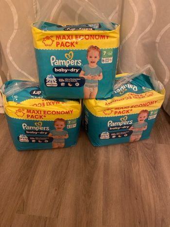 Pampers taille 7 