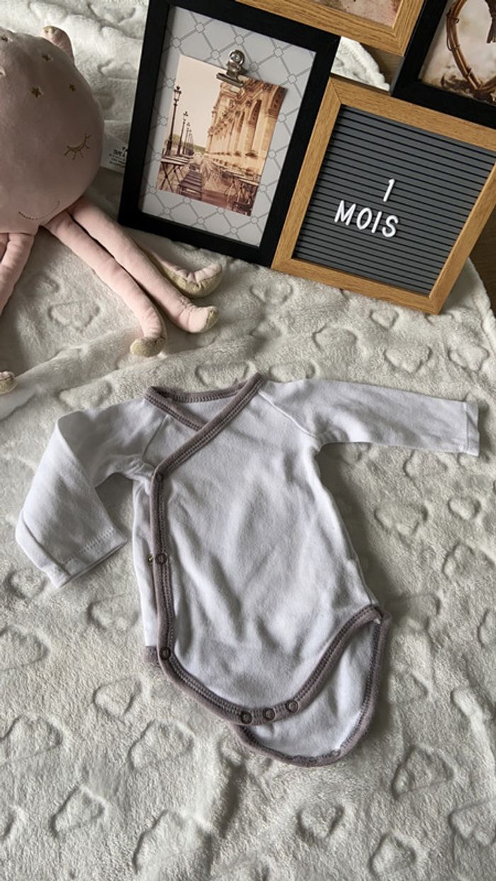 Body 1 mois manche longue