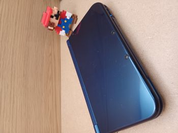 New Nintendo 3DS XL bleue en bon état ecran IPS