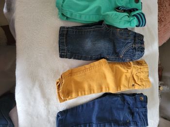 Lot 4 pantalons 3 mois