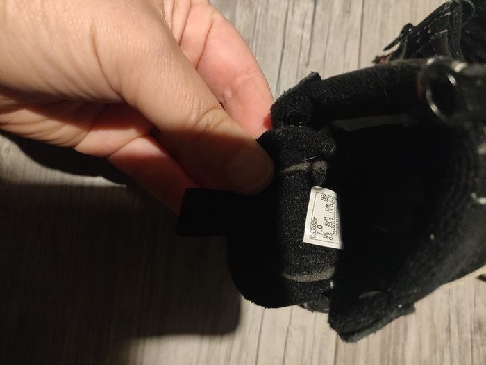 Vans montante noire très bon état 23.5 - photo numéro 10