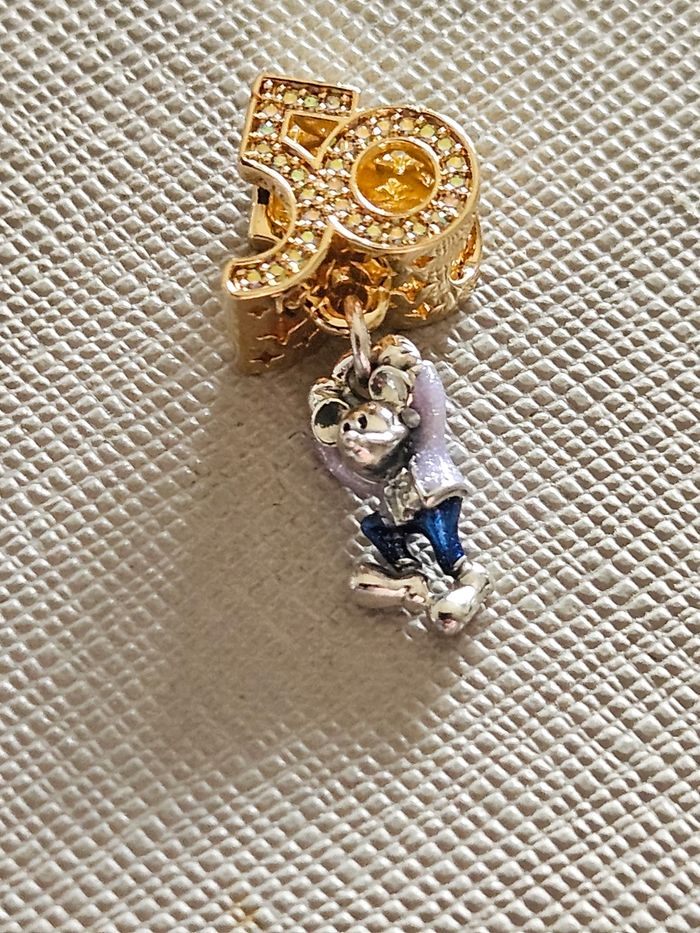 Charm Mickey exclu pandora - photo numéro 6