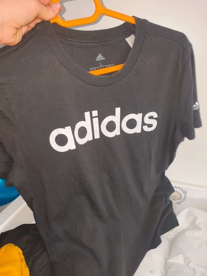 T-shirt adidas femme taille L excellent état - photo numéro 5