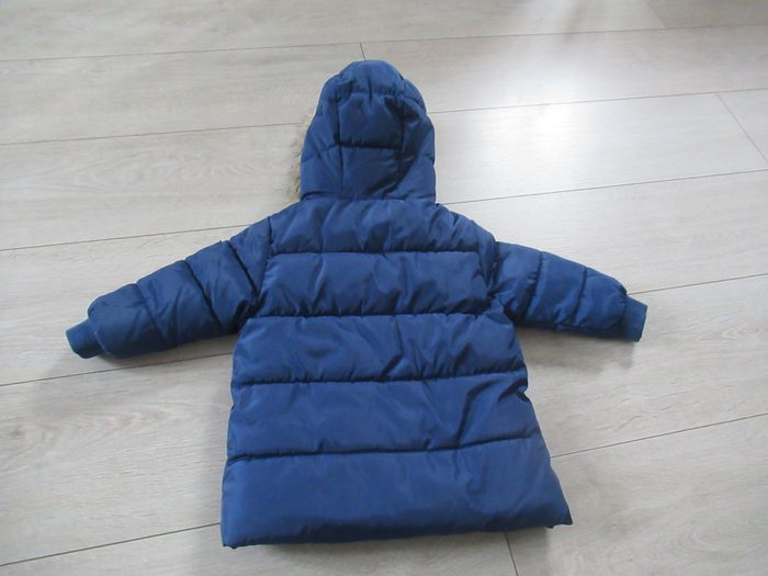 Manteau doudoune à capuche bleu marine taille 18 mois DPAM - photo numéro 2