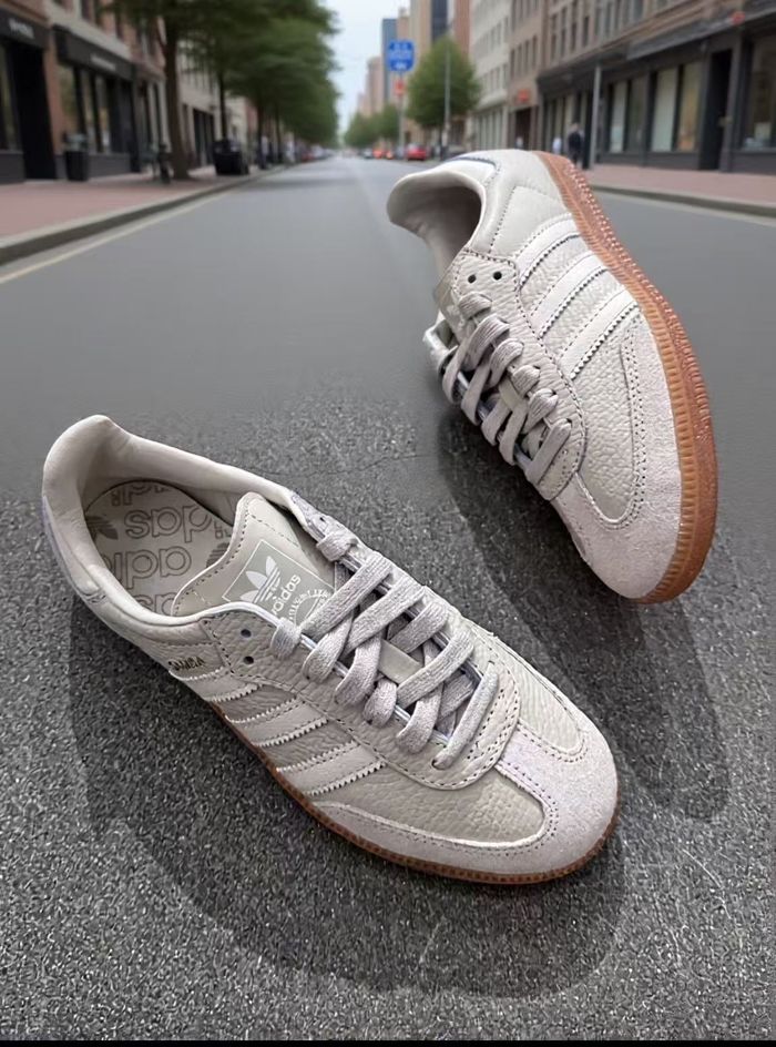 adidas Originals SAMBA OG Baskets basses confortables, polyvalentes et résistantes pour femmes - photo numéro 7