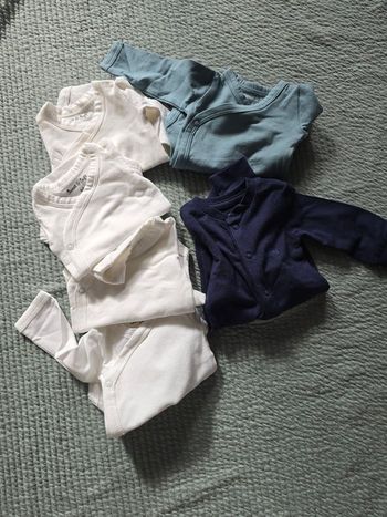 Lot de body longues manches 44 neuf !!