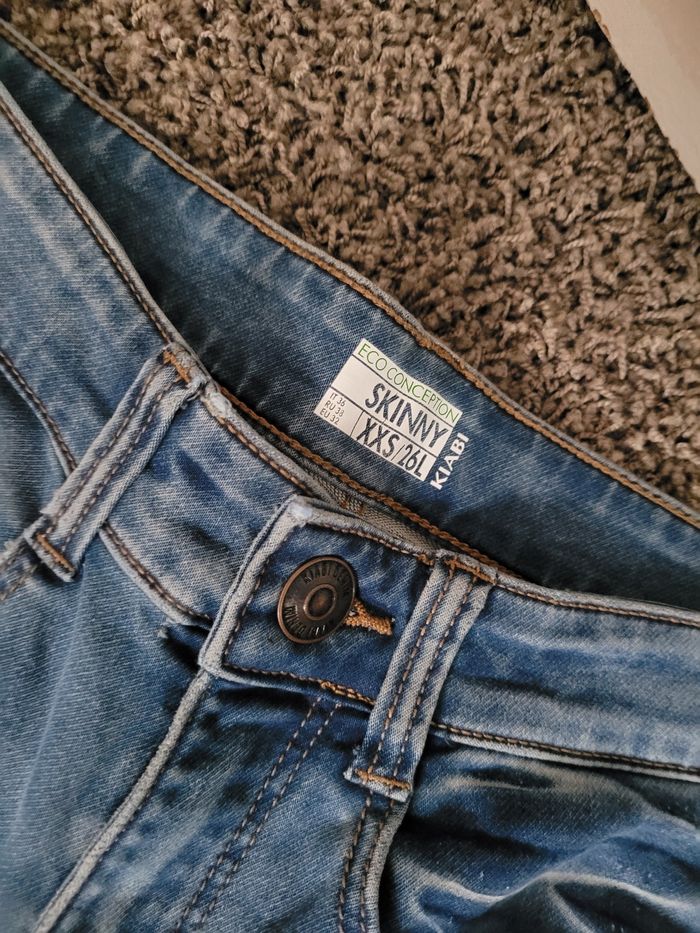 Jeans 12 ans - photo numéro 3