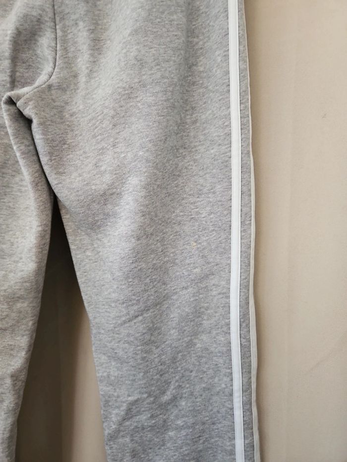 Jogging Adidas quasi neuf - photo numéro 6