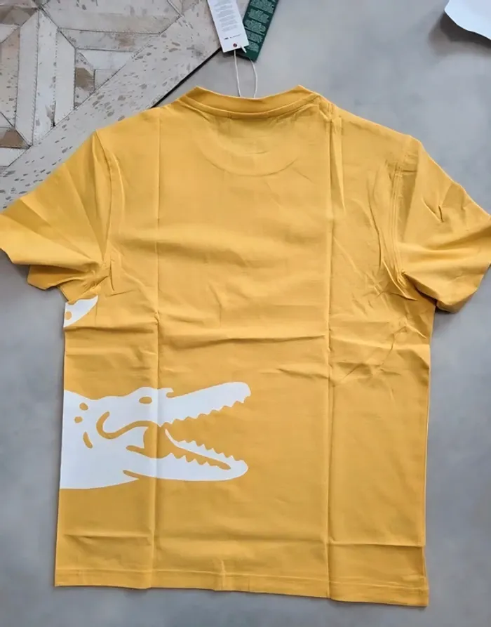 T-shirt lacoste RARE (neuf) - photo numéro 2