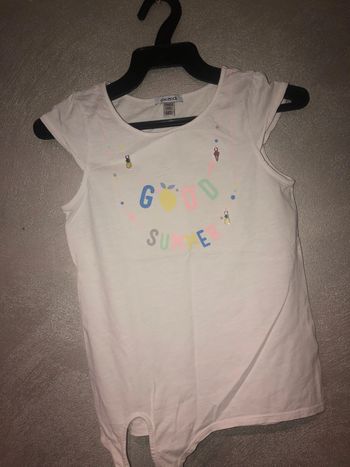 T-shirt fille taille 8ans