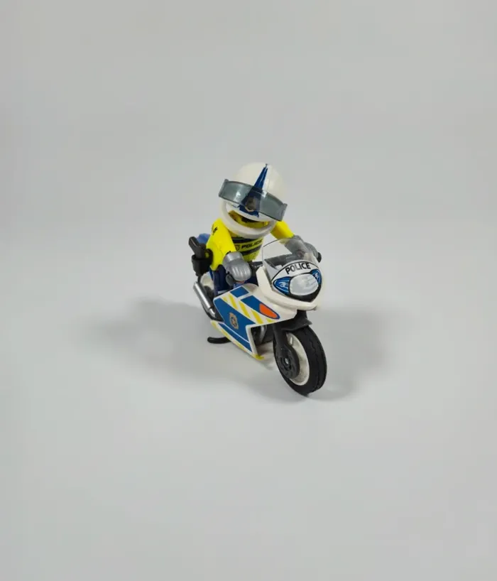 Playmobil Policier à moto et voleur - photo numéro 9